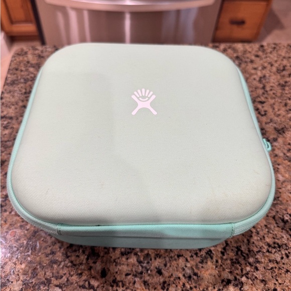 Hydro Flask Lunch Box - teal Insulated Lunch Box 9x9x4 - Picture 2 of 6